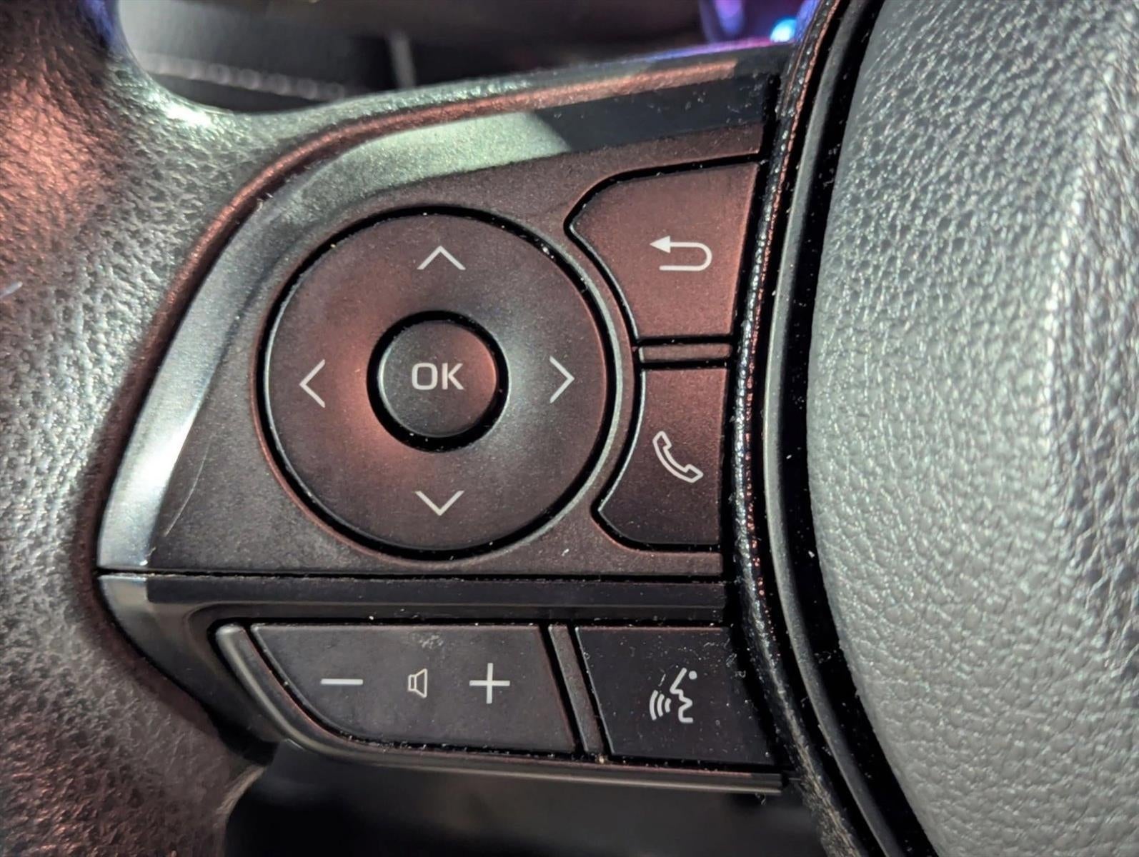 2020 Toyota RAV4 LE AWD (Natl)