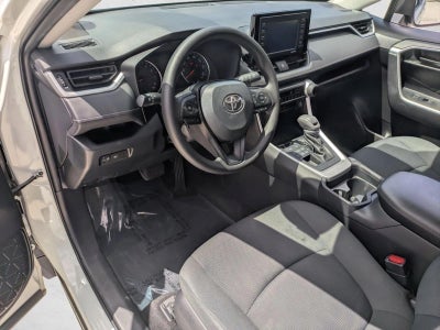 2020 Toyota RAV4 LE AWD (Natl)