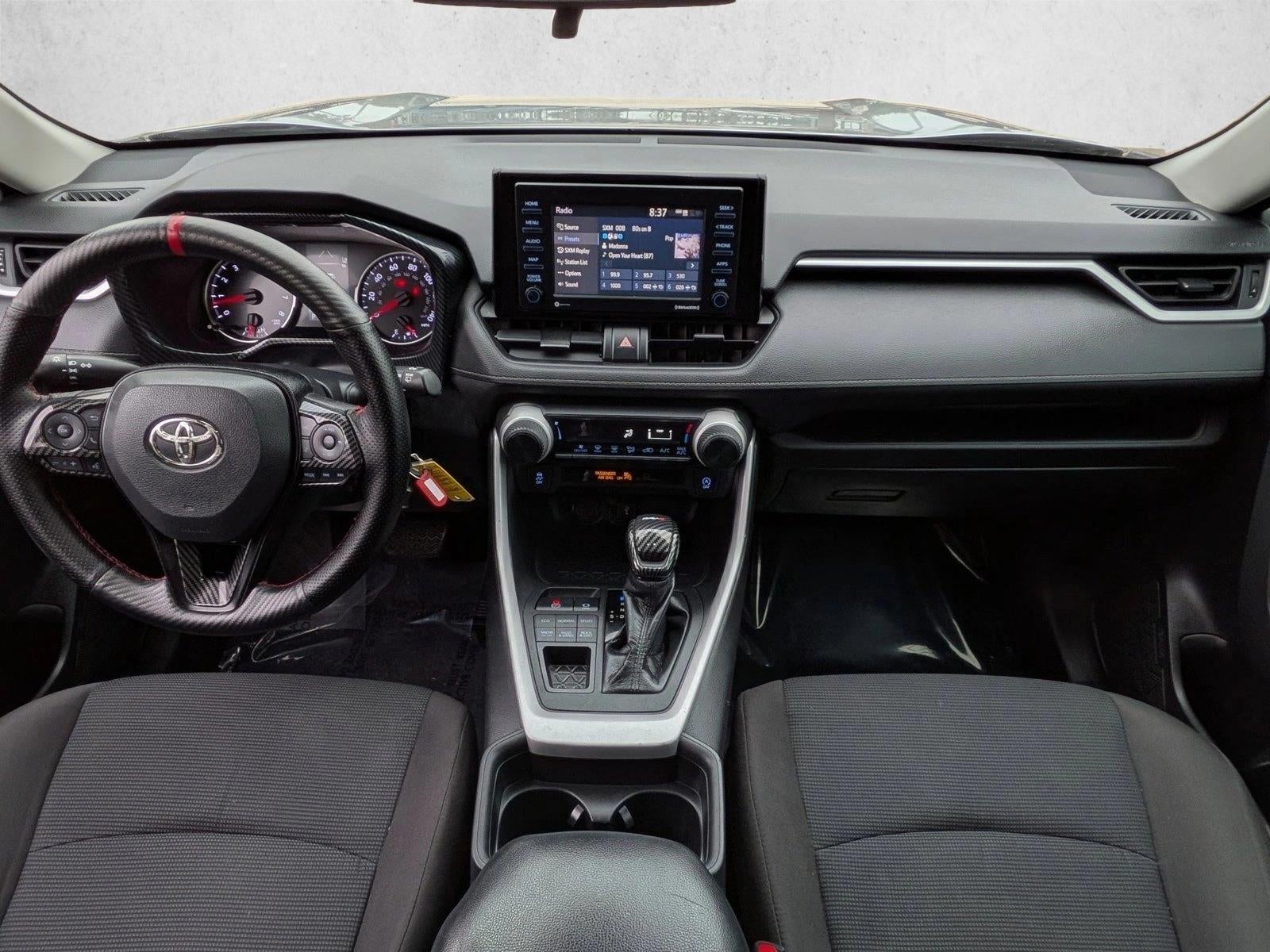 2020 Toyota RAV4 LE AWD (Natl)