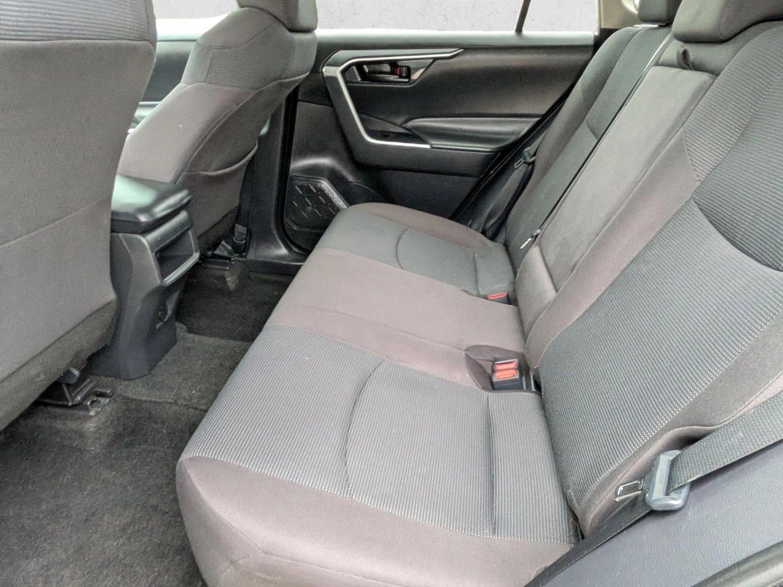 2020 Toyota RAV4 LE AWD (Natl)