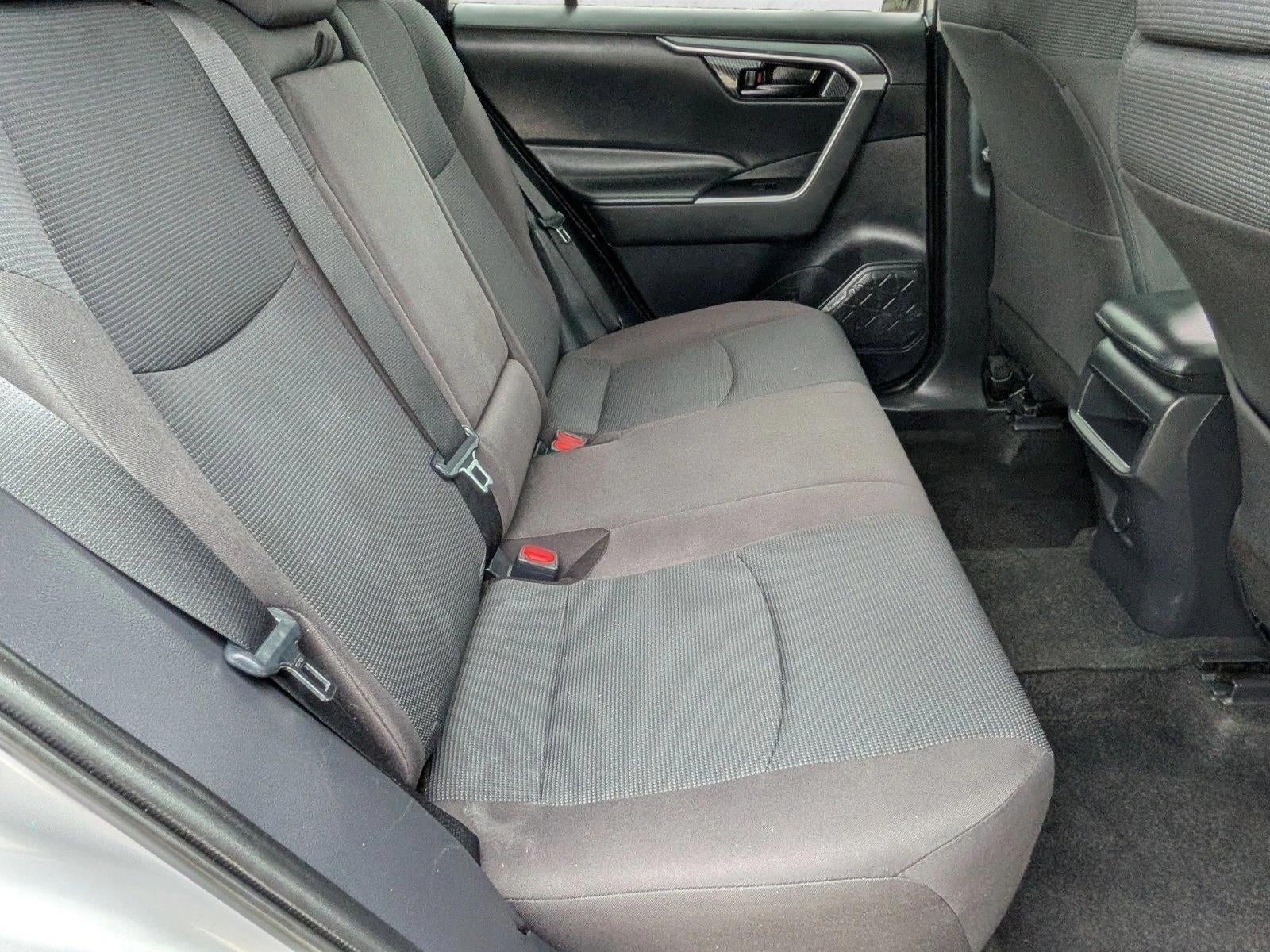 2020 Toyota RAV4 LE AWD (Natl)