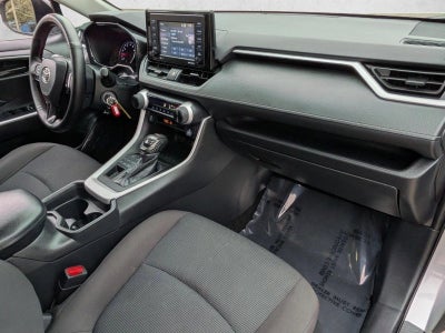 2020 Toyota RAV4 LE AWD (Natl)