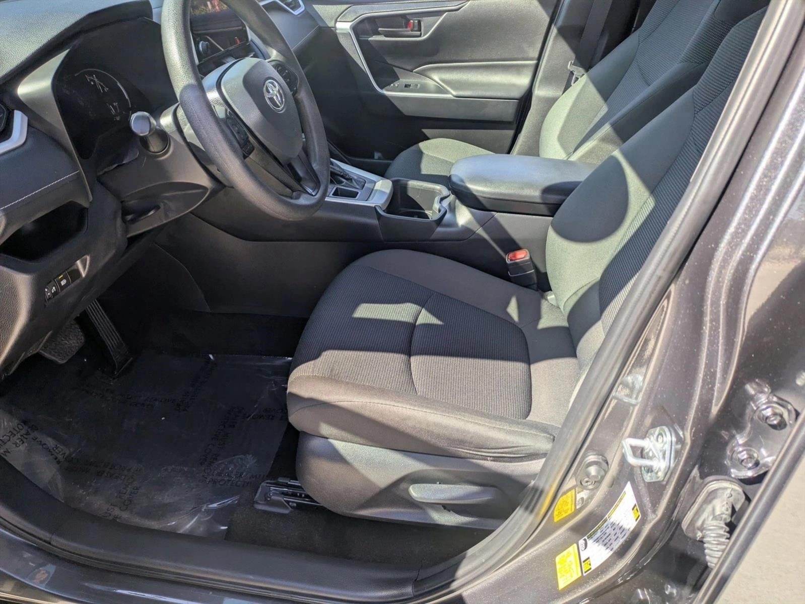 2024 Toyota RAV4 LE AWD (Natl)