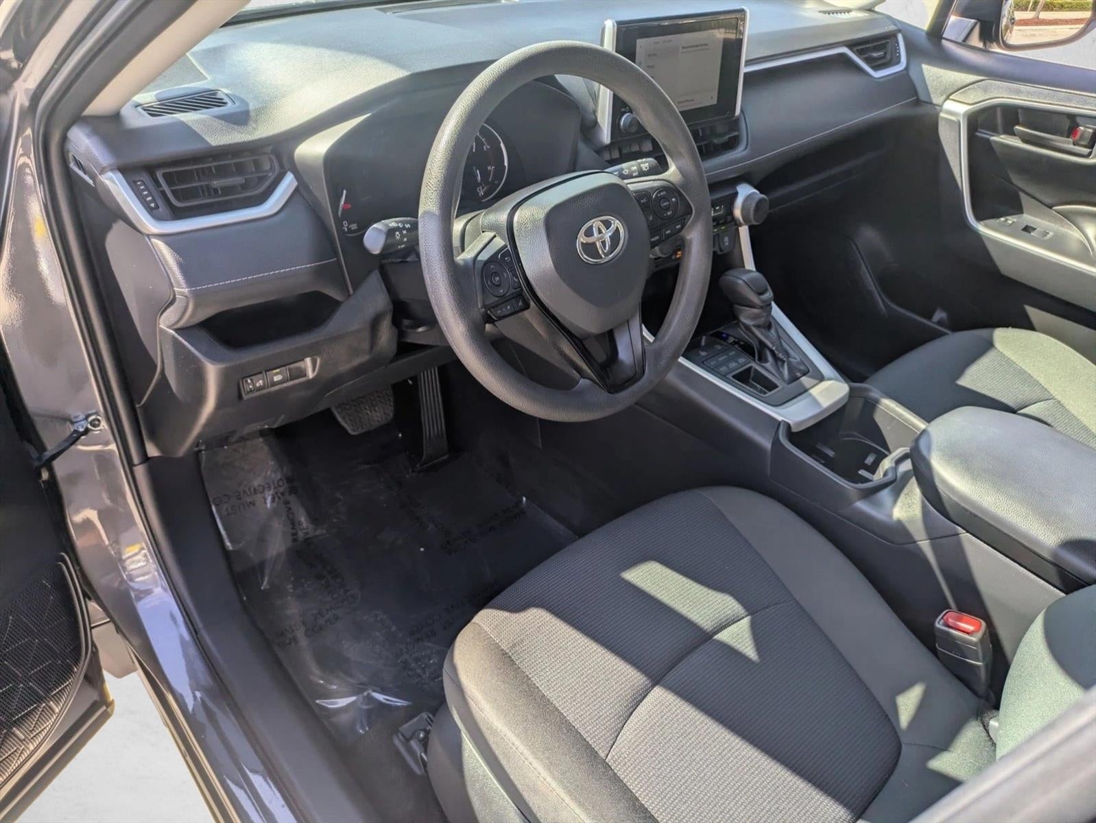 2024 Toyota RAV4 LE AWD (Natl)