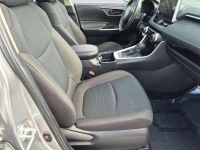2024 Toyota RAV4 LE FWD (GS)