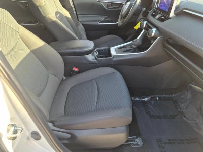 2024 Toyota RAV4 LE FWD (Natl)