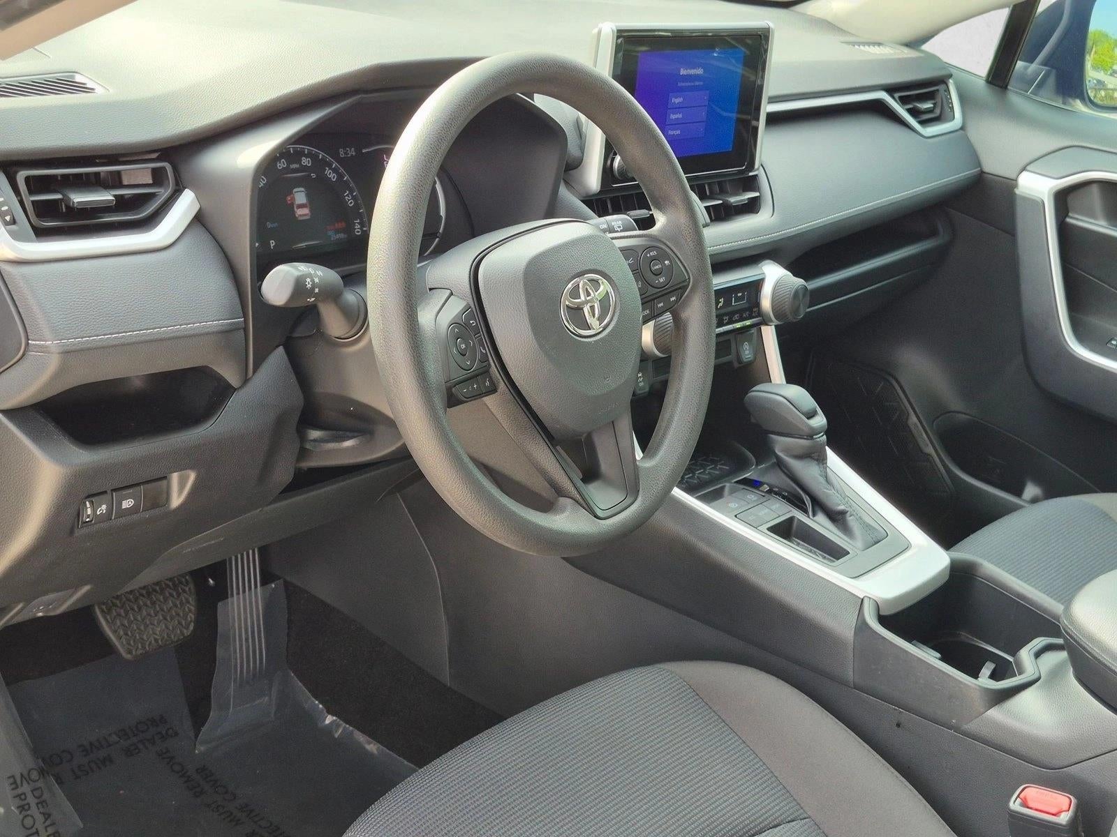 2024 Toyota RAV4 LE FWD (GS)