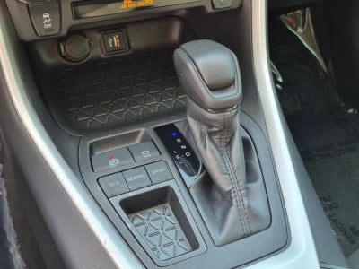 2024 Toyota RAV4 LE FWD (GS)