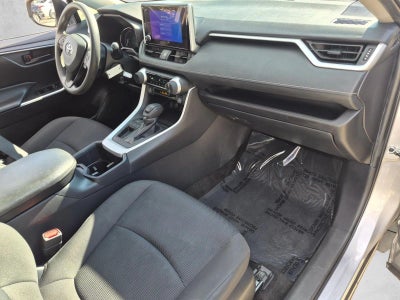 2024 Toyota RAV4 LE FWD (GS)