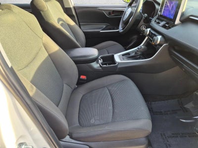 2023 Toyota RAV4 LE FWD (GS)