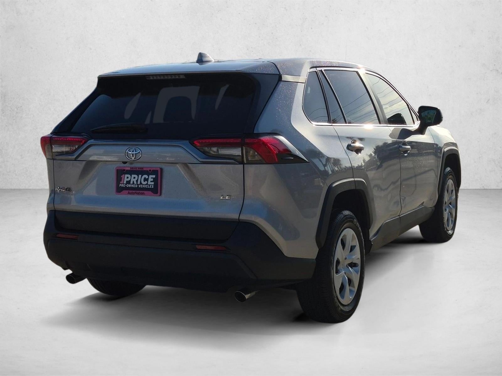 2024 Toyota RAV4 LE FWD (GS)