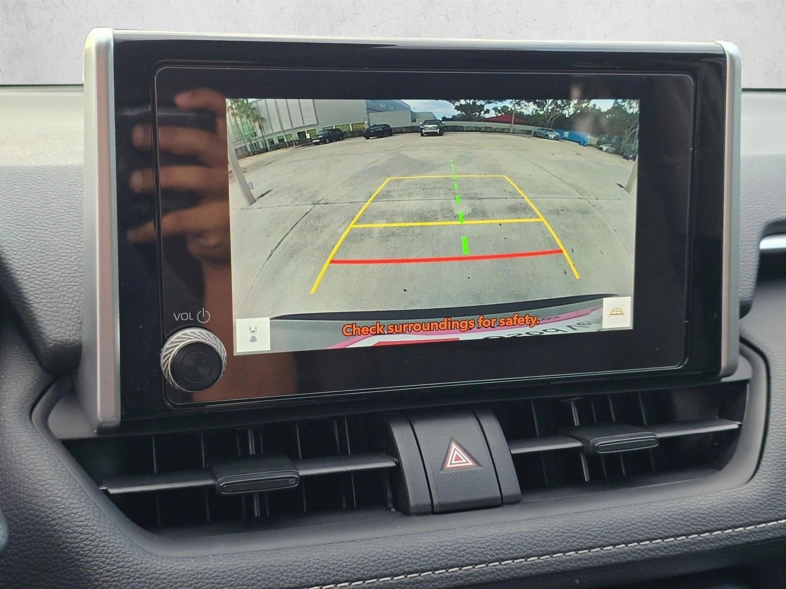 2024 Toyota RAV4 LE FWD (GS)
