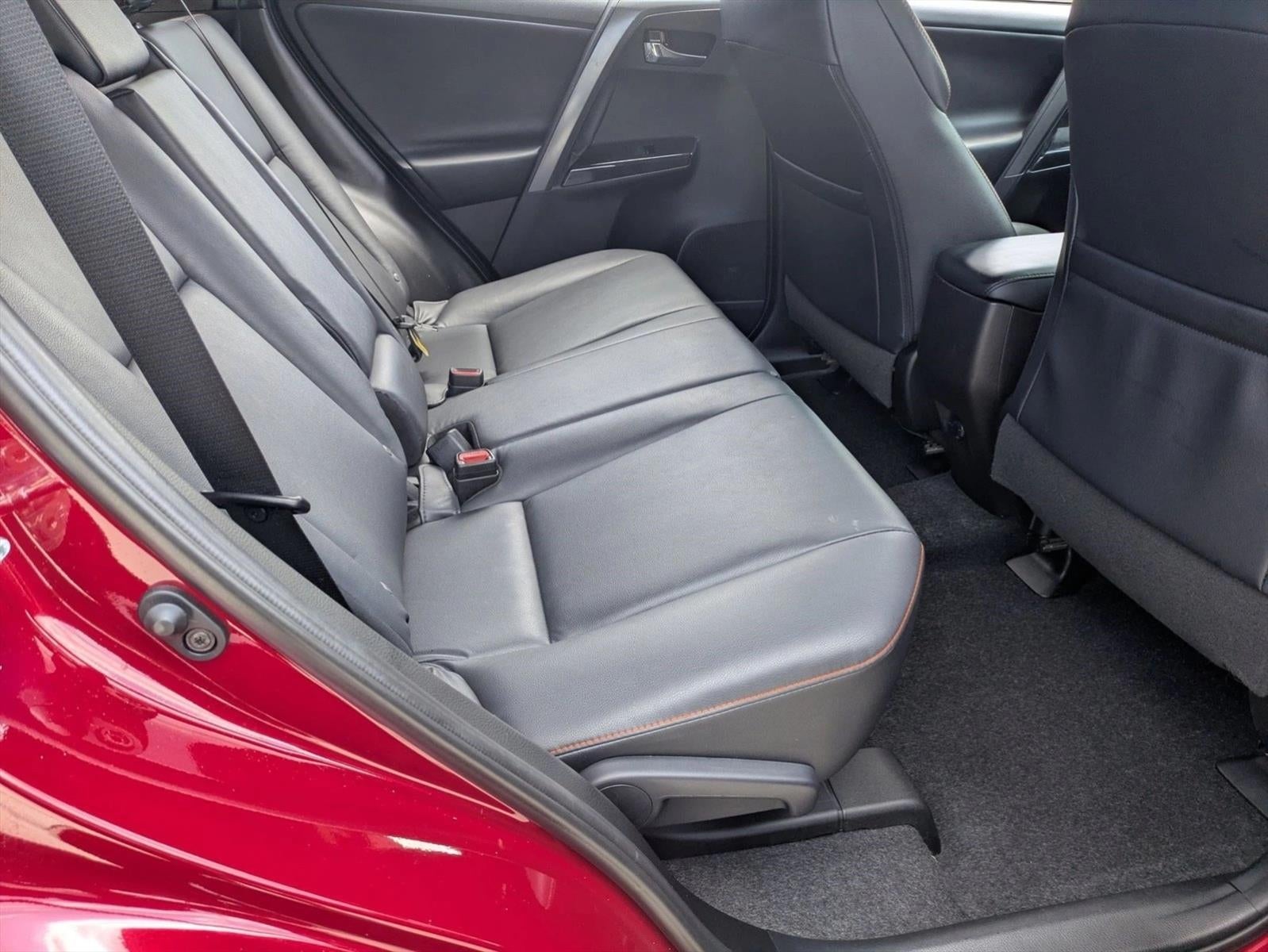 2018 Toyota RAV4 SE AWD (Natl)