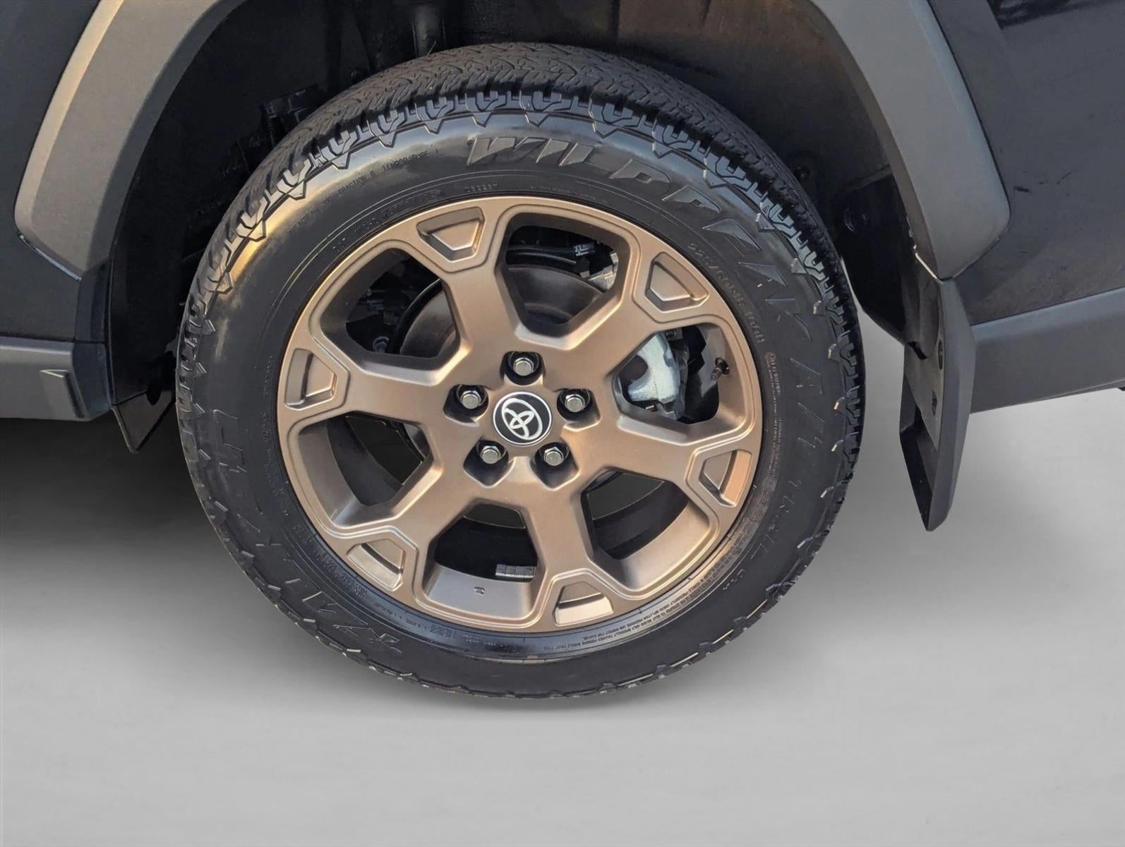 2024 Toyota RAV4 Hybrid Woodland AWD (Natl)