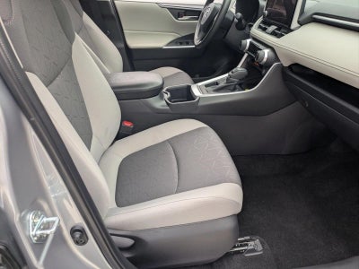 2025 Toyota RAV4 XLE FWD (GS)