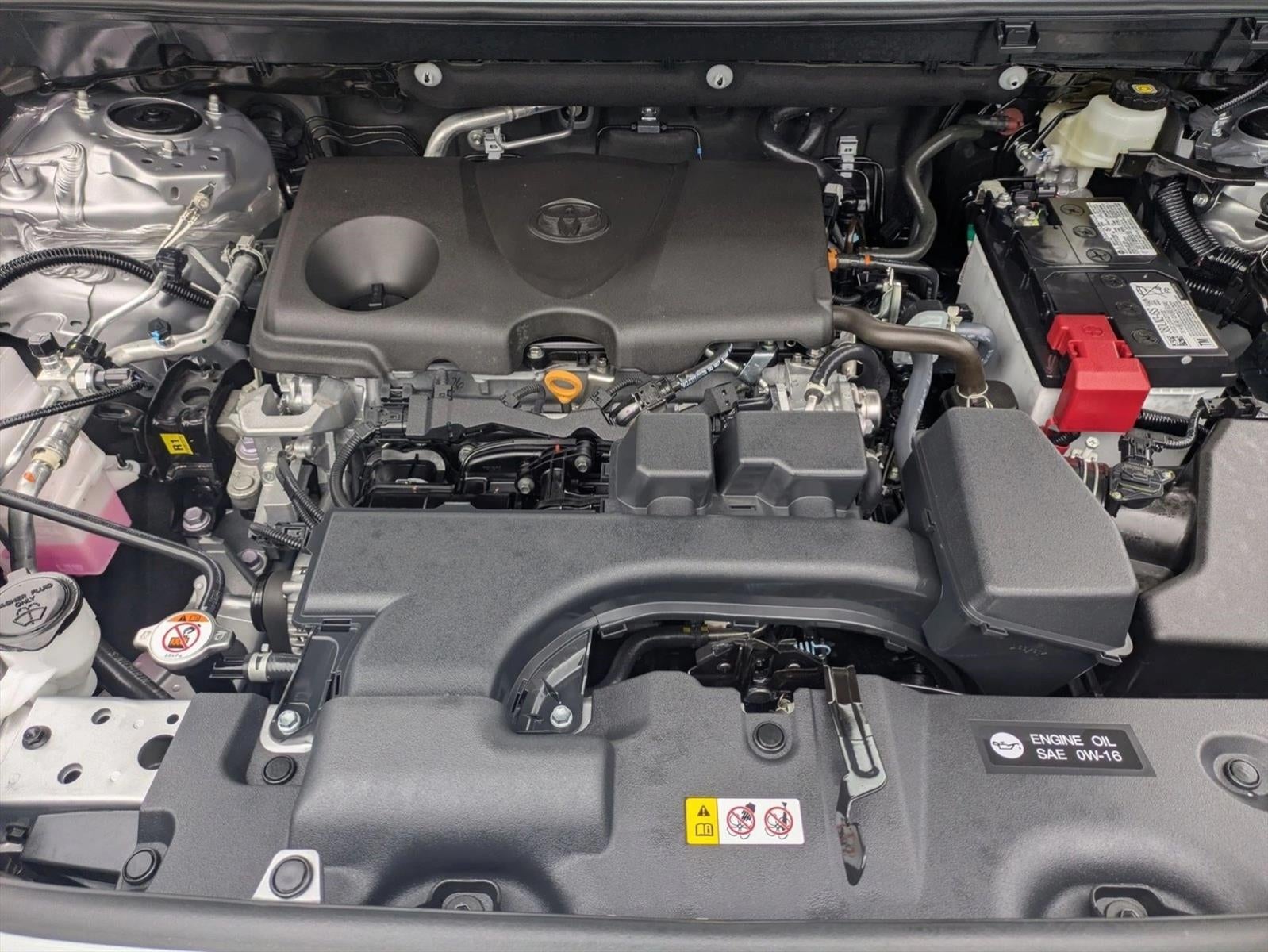 2025 Toyota RAV4 XLE FWD (GS)