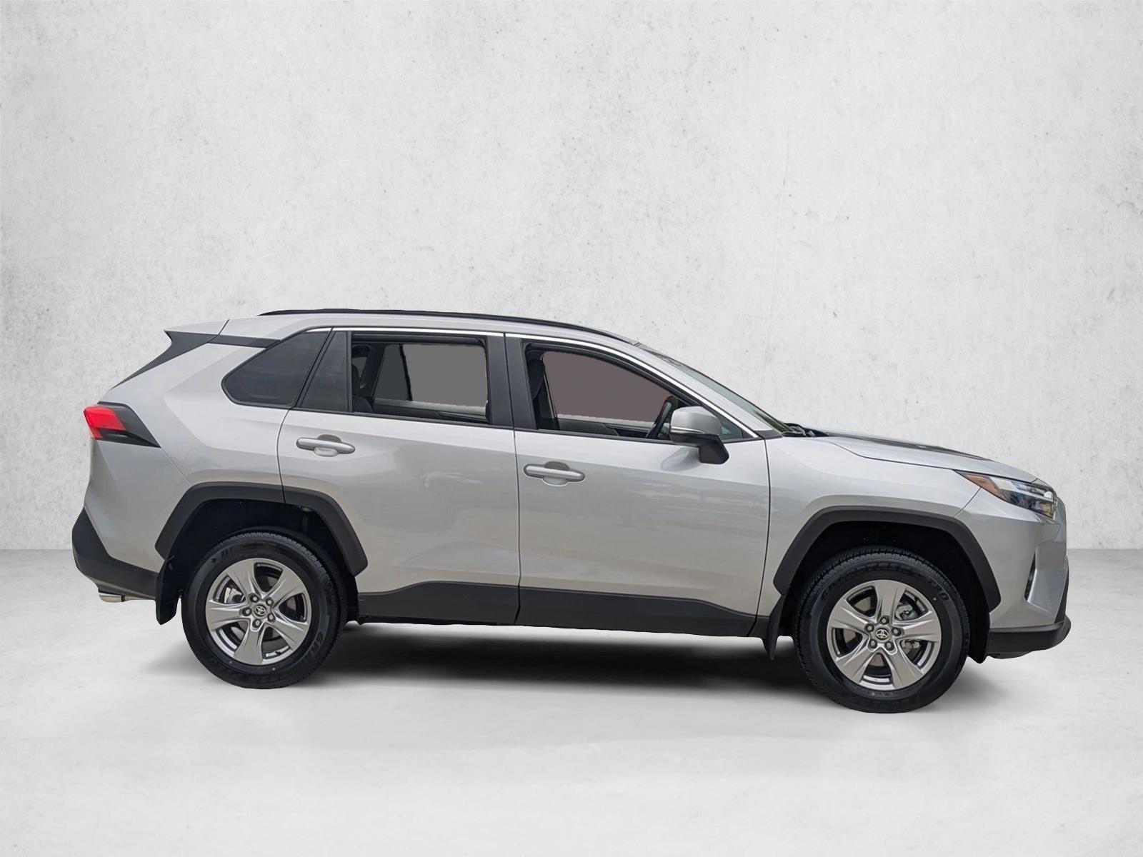 2025 Toyota RAV4 XLE FWD (GS)