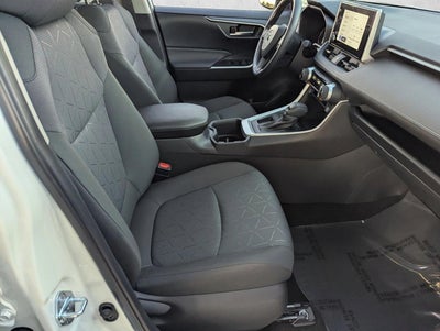2025 Toyota RAV4 XLE FWD (GS)