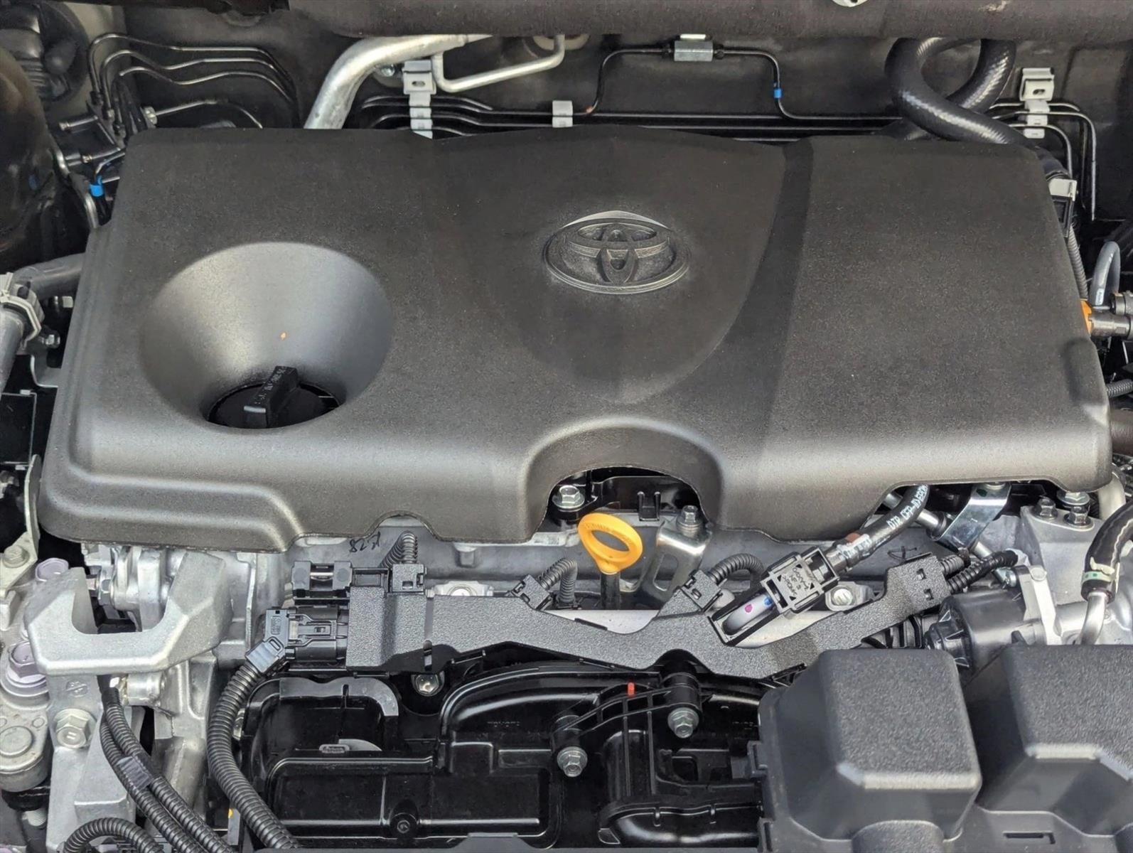 2025 Toyota RAV4 XLE FWD (GS)