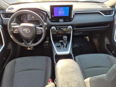 2024 Toyota RAV4 XLE FWD (GS)