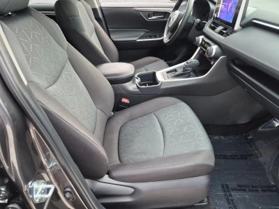 2025 Toyota RAV4 XLE FWD (GS)