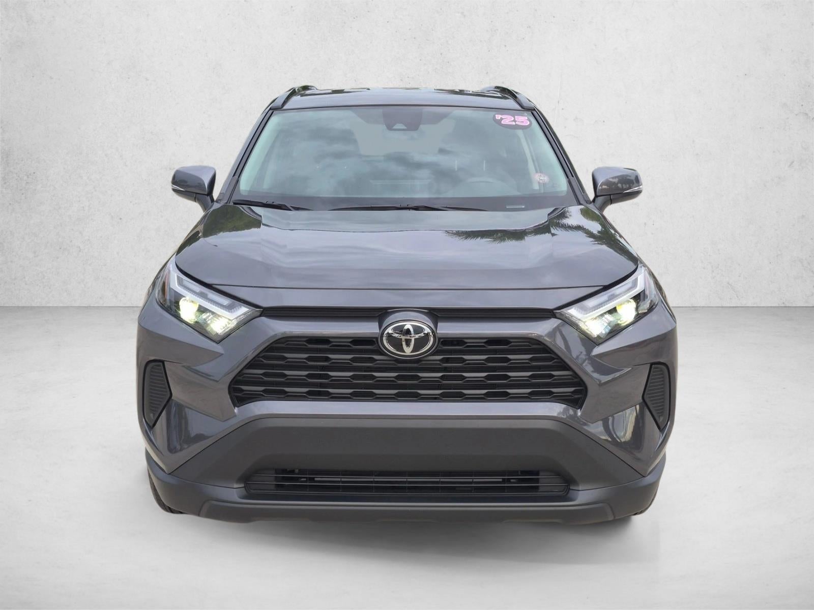 2025 Toyota RAV4 XLE FWD (GS)