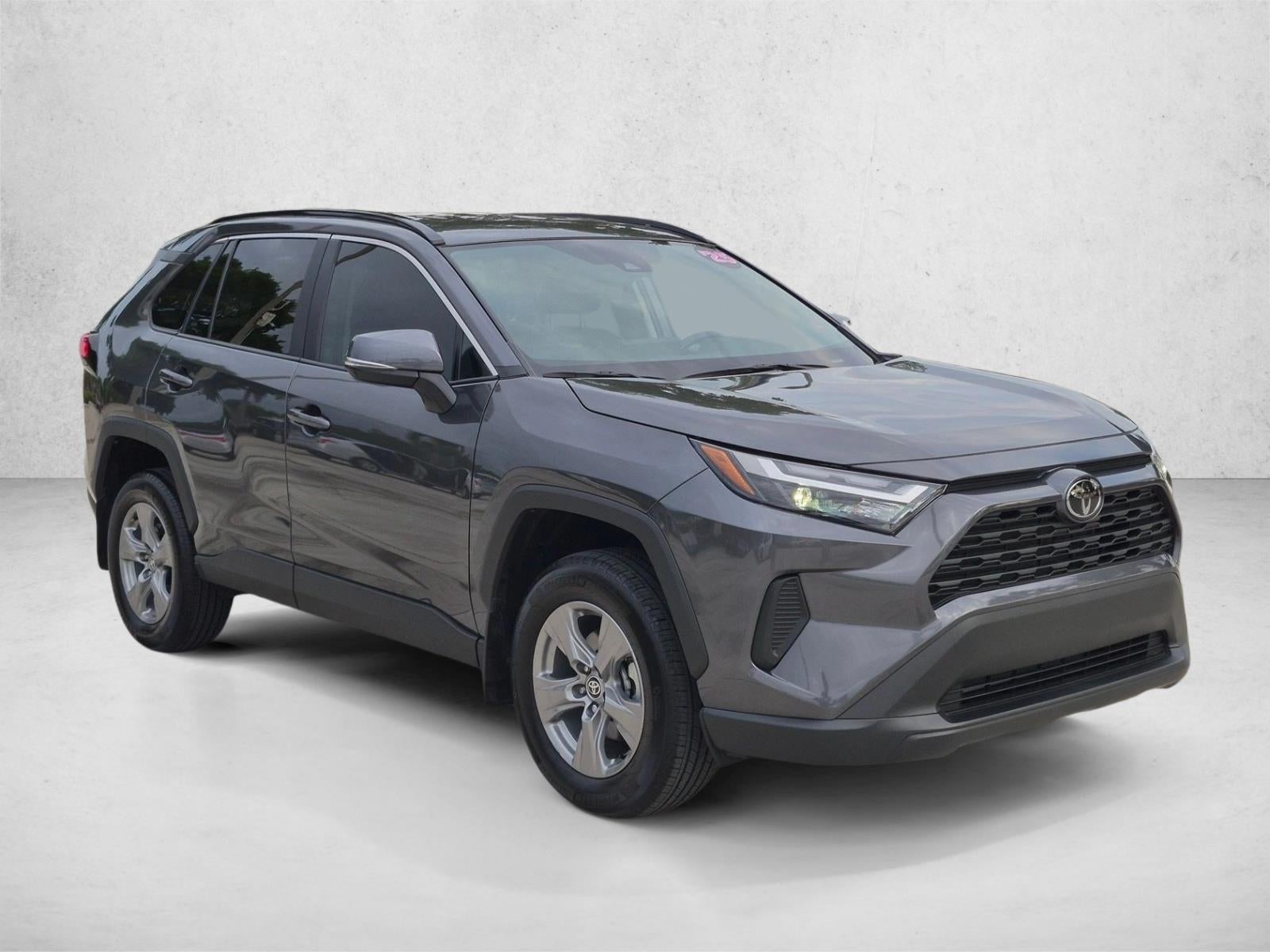 2025 Toyota RAV4 XLE FWD (GS)