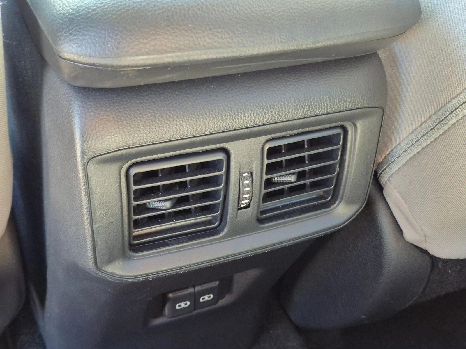 2025 Toyota RAV4 XLE FWD (Natl)