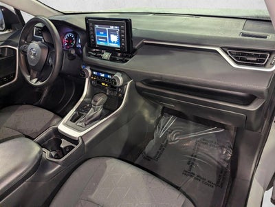 2020 Toyota RAV4 XLE FWD (GS)