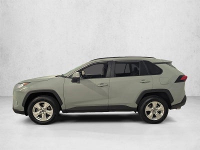 2020 Toyota RAV4 XLE FWD (GS)