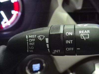 2025 Toyota RAV4 XLE FWD (Natl)