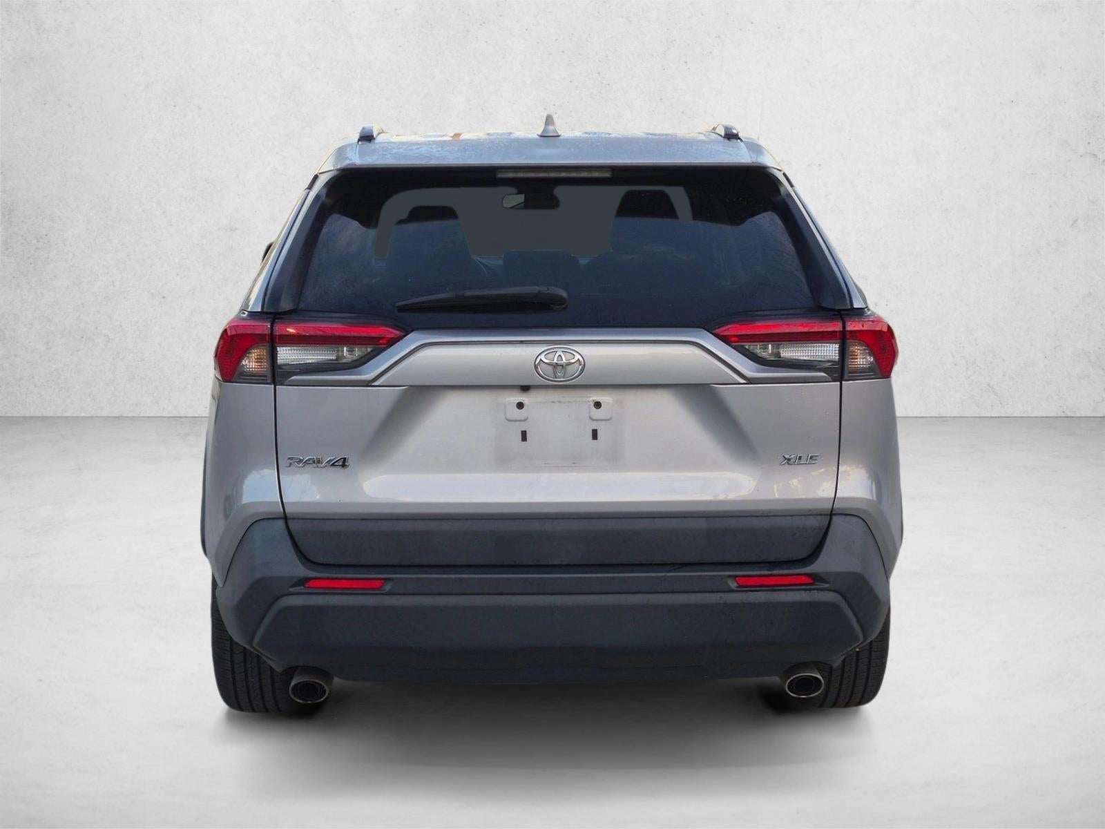 2020 Toyota RAV4 XLE FWD (GS)