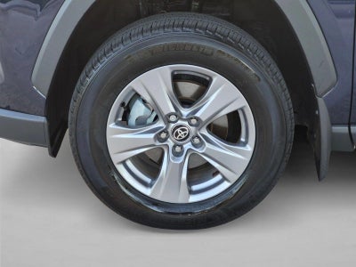 2025 Toyota RAV4 XLE FWD (Natl)