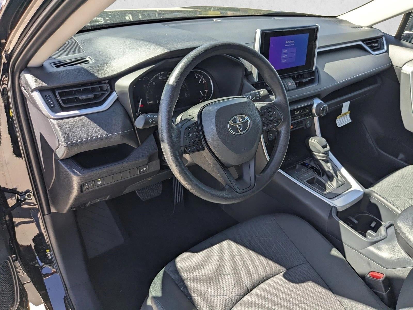 2025 Toyota RAV4 XLE FWD (GS)