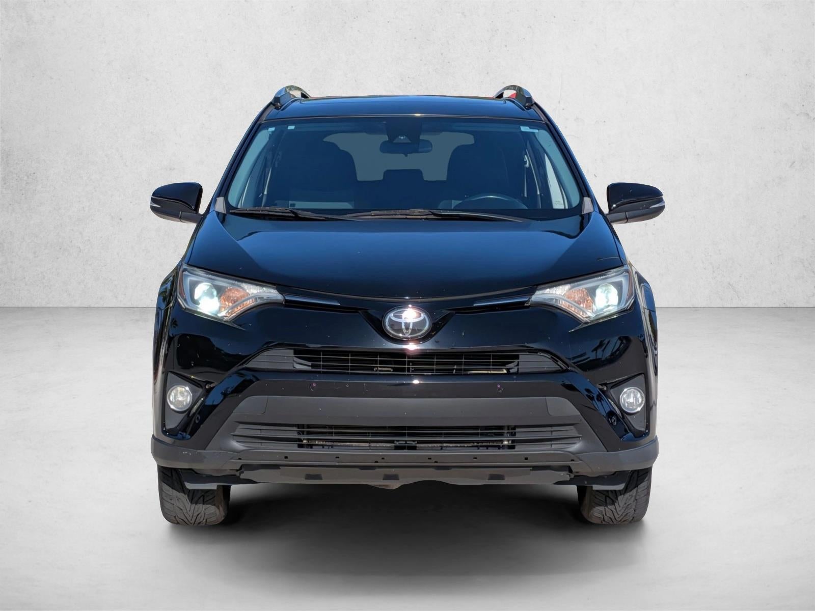 2017 Toyota RAV4 XLE FWD (GS)