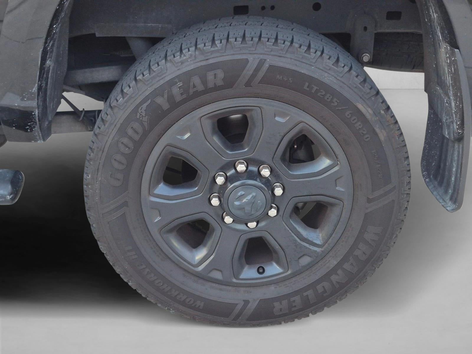 2016 RAM 2500 4WD Mega Cab 6.4 Ft Box Laramie