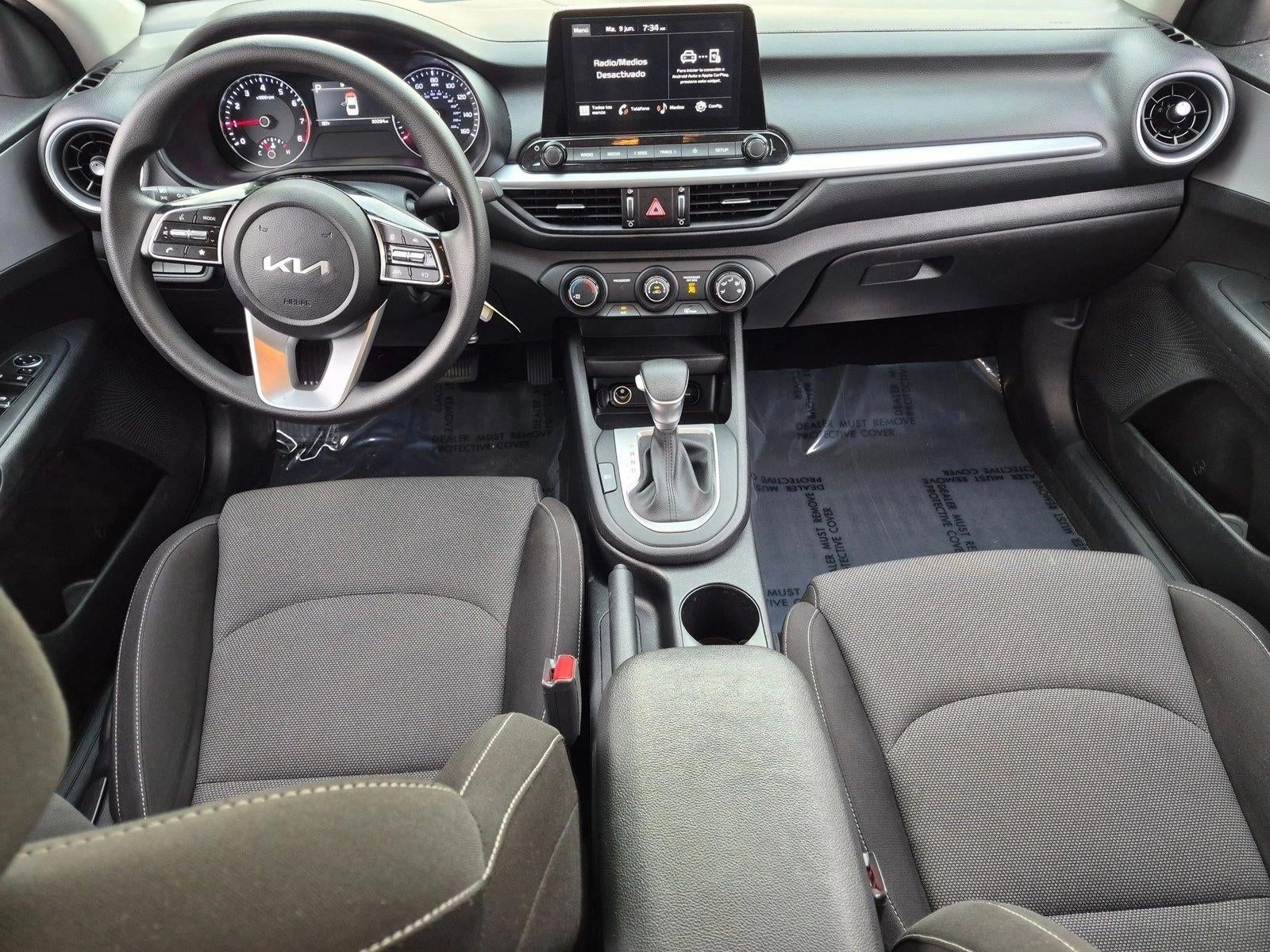 2023 Kia Forte LXS IVT