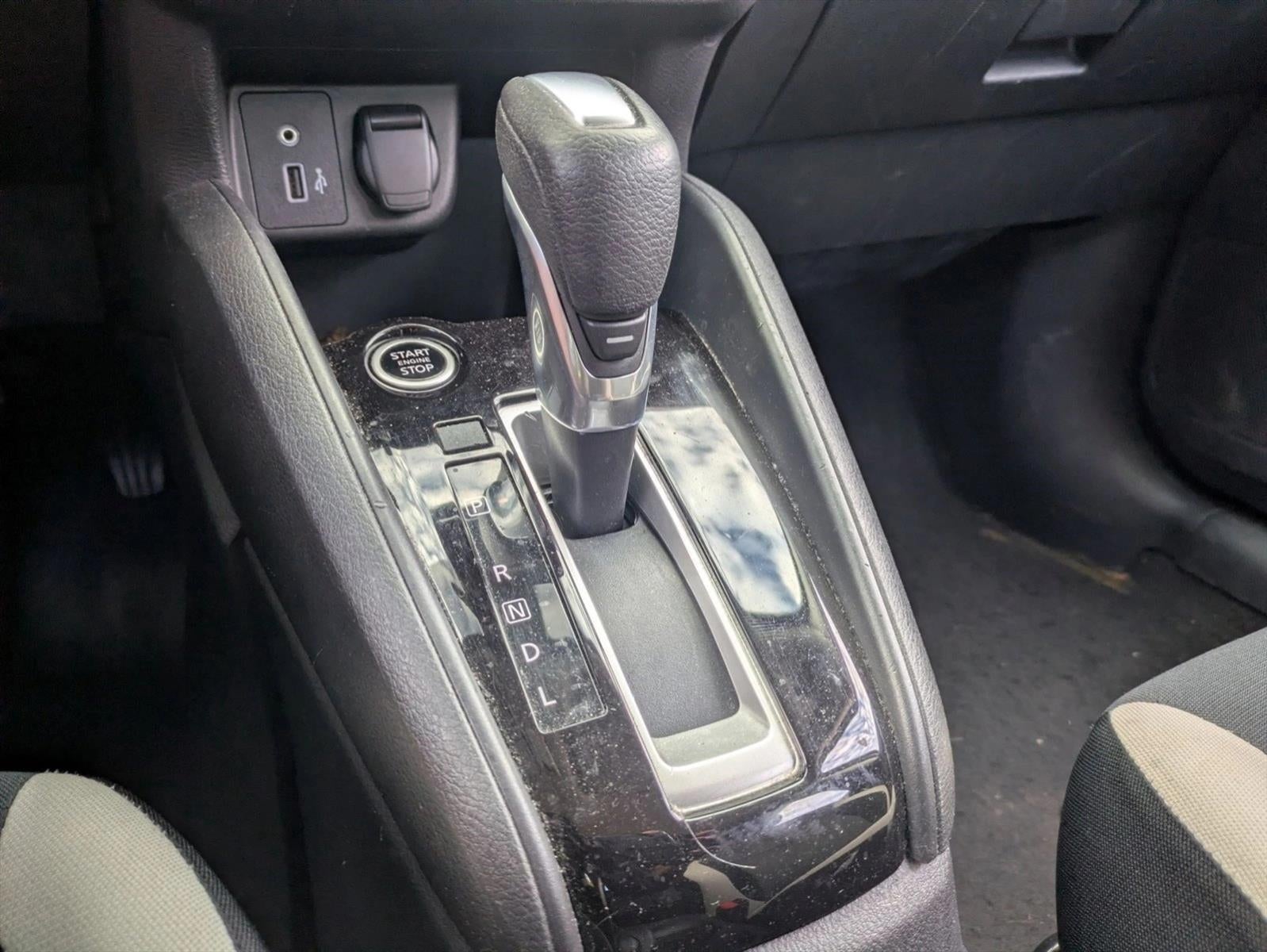 2021 Nissan Versa SV CVT