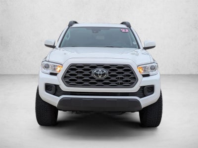 2022 Toyota Tacoma 4WD 4WD SR Double Cab 5' Bed V6 AT (Natl)