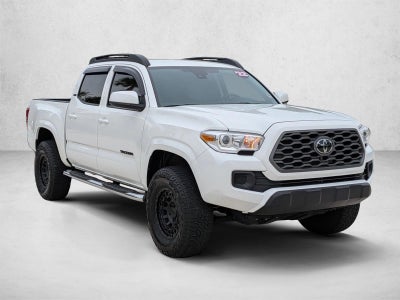 2022 Toyota Tacoma 4WD 4WD SR Double Cab 5' Bed V6 AT (Natl)