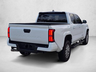 2024 Toyota Tacoma 2WD 2WD SR5 Double Cab 5' Bed AT (SE)