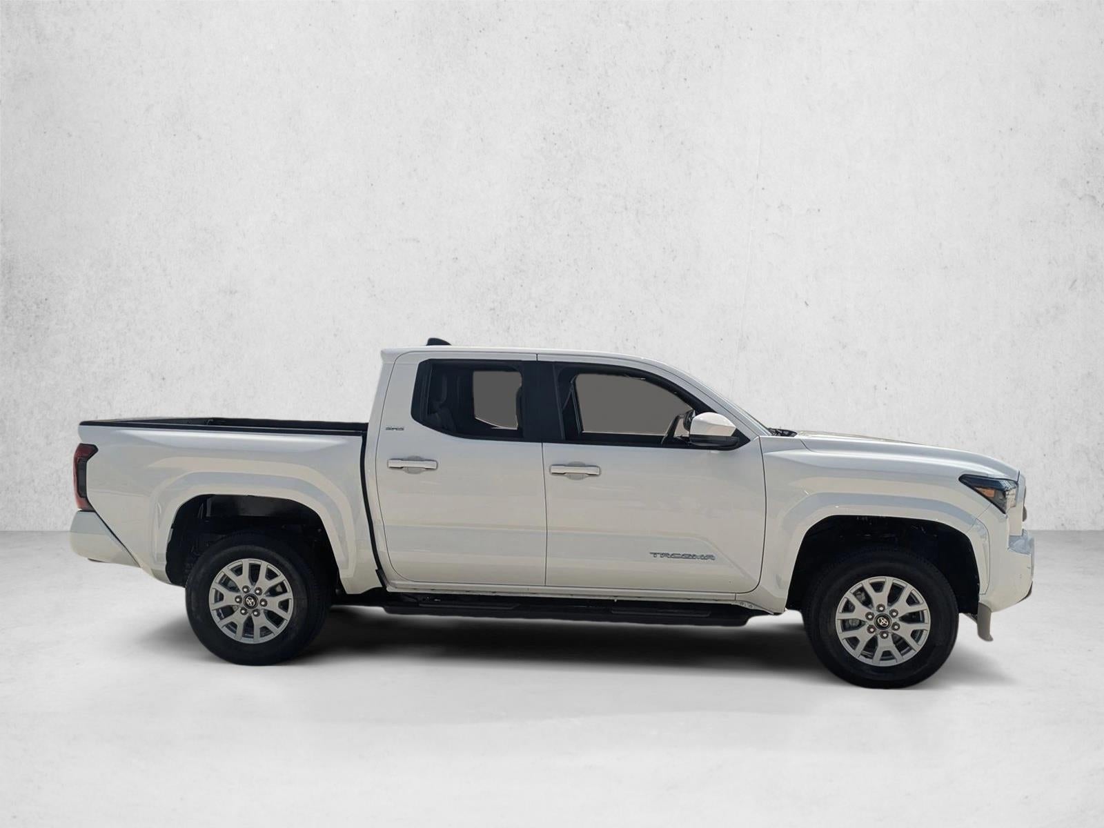 2024 Toyota Tacoma 4WD 4WD SR5 Double Cab 5' Bed AT (GS)