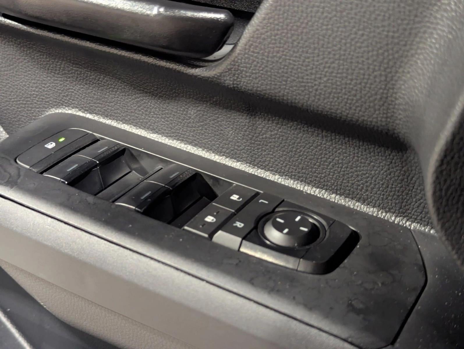 2024 Toyota Tacoma 4WD 4WD SR5 Double Cab 5' Bed AT (GS)