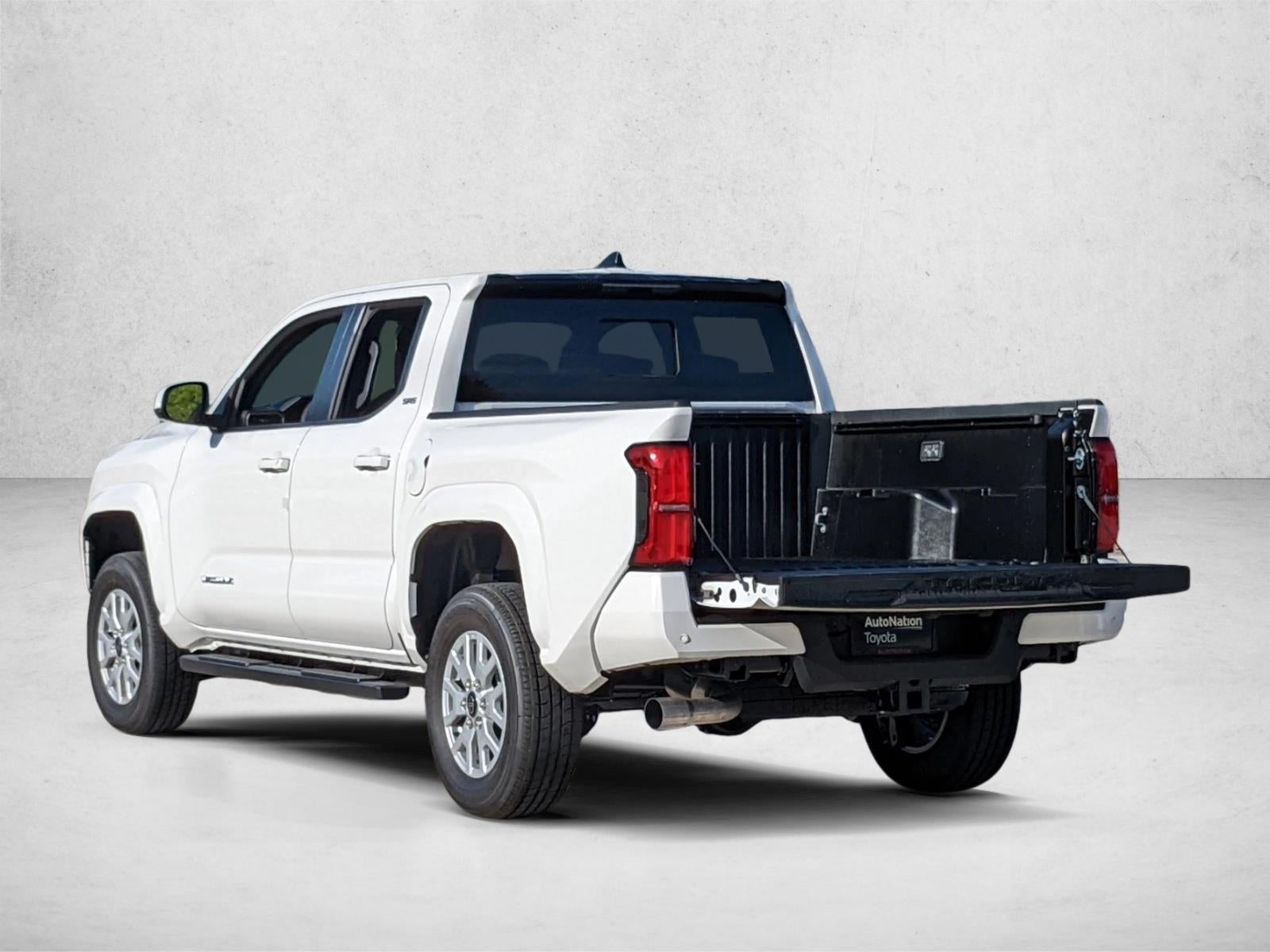 2024 Toyota Tacoma 4WD 4WD SR5 Double Cab 5' Bed AT (GS)