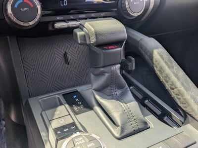 2024 Toyota Tacoma 4WD 4WD TRD Off Road Double Cab 5' Bed AT (Natl)