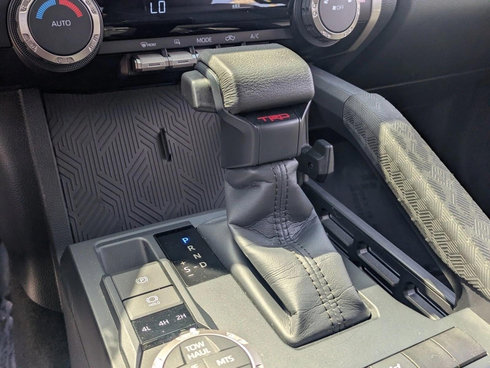 2024 Toyota Tacoma 4WD 4WD TRD Off Road Double Cab 5' Bed AT (Natl)