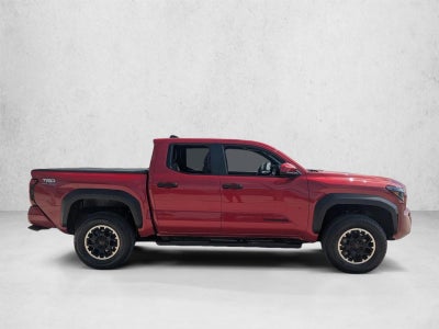 2024 Toyota Tacoma 4WD 4WD TRD Off Road Double Cab 5' Bed AT (Natl)