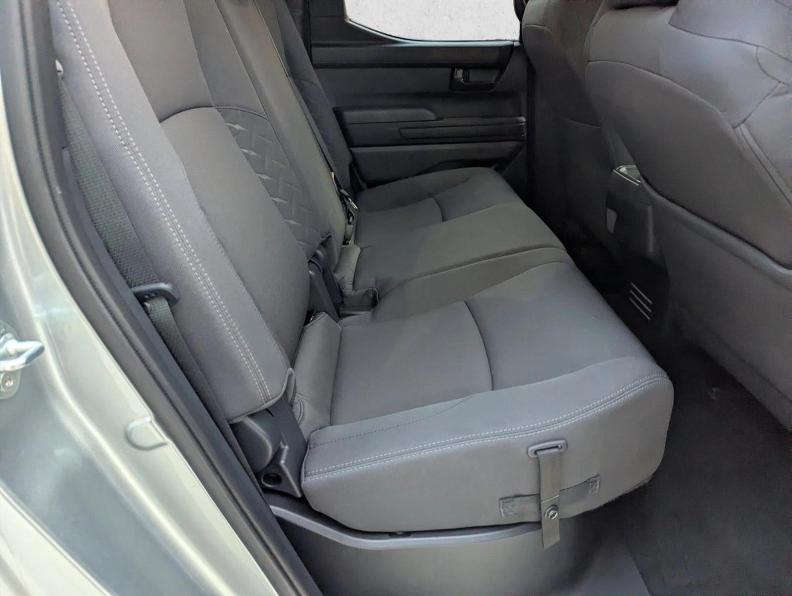 2024 Toyota Tacoma 4WD 4WD SR5 Double Cab 5' Bed AT (Natl)