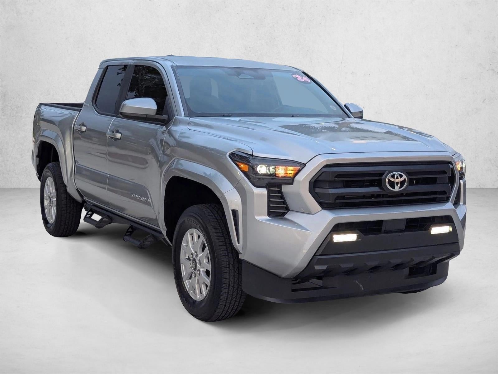 2024 Toyota Tacoma 4WD 4WD SR5 Double Cab 5' Bed AT (Natl)