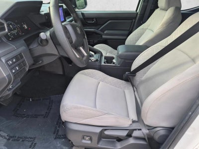2024 Toyota Tacoma 4WD 4WD SR5 Double Cab 5' Bed AT (Natl)